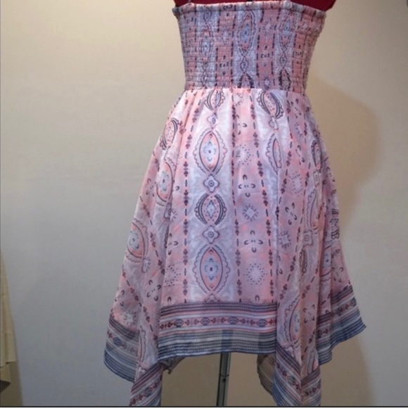 ⭐️PRICE FIRM⭐️ American Eagle handkerchief summer dress - Picture 2 of 9